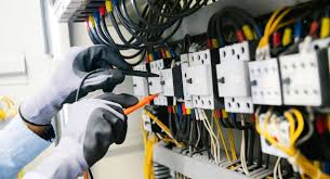 Common Electrical Problems Homeowners in Studio City Face and How to Find the Right Electrician