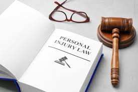 The Legal Advocates: Exploring the Responsibilities of Injury Lawyers