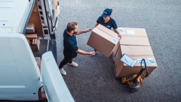 Essential Tips for Selecting a Moving Company