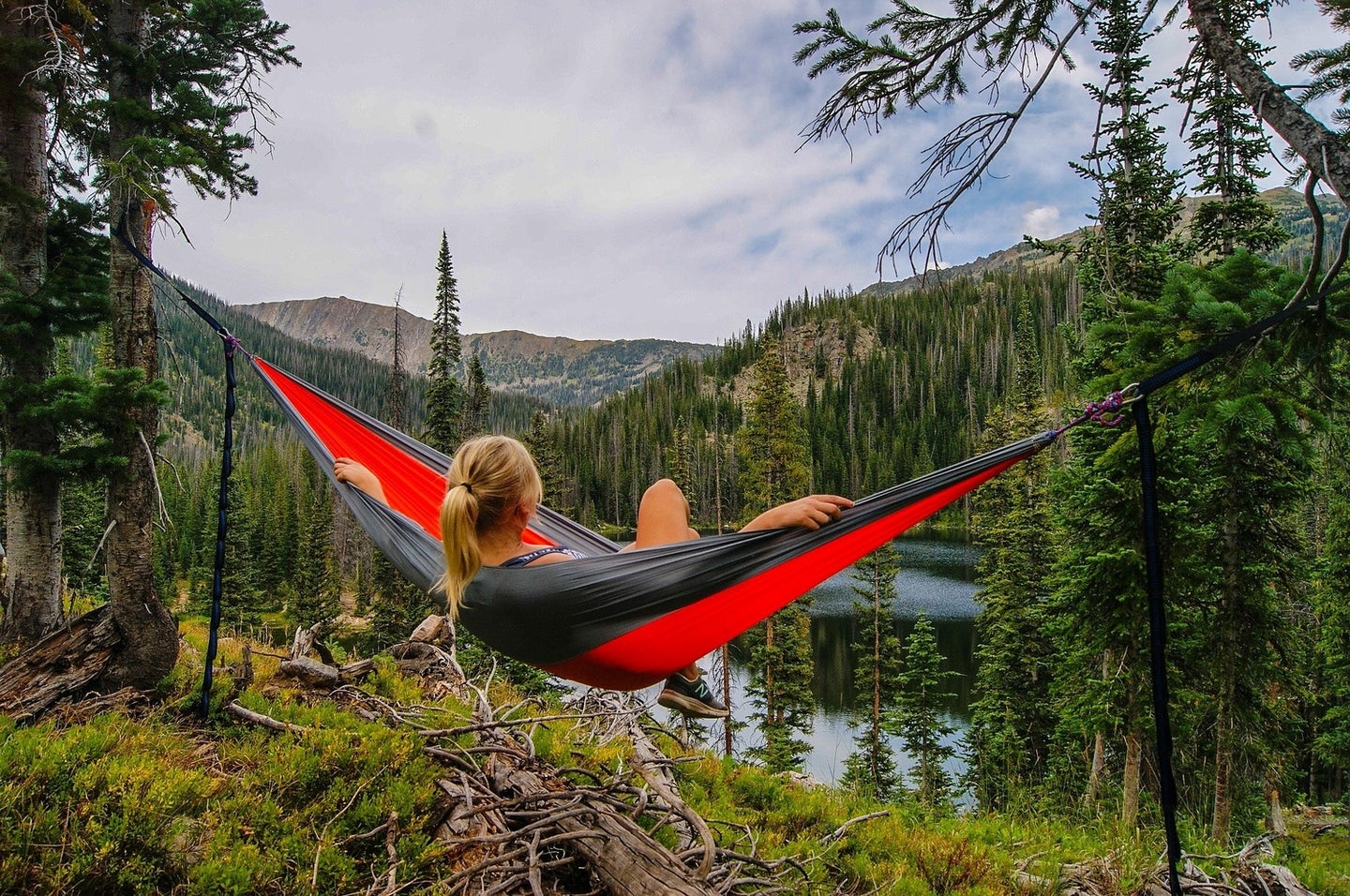 How Hammock Camping Shows Us How to Live Sustainably Outdoors