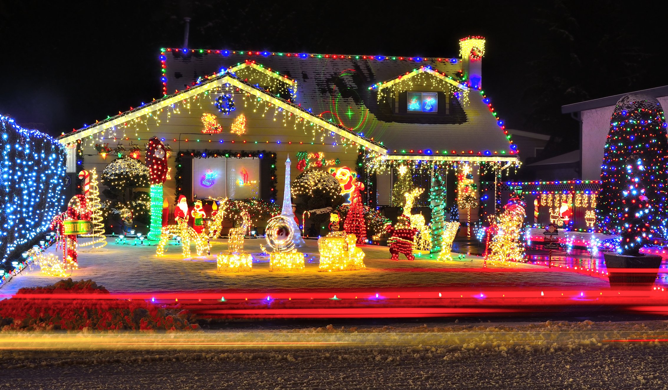 Expert Christmas Light Installers in Bonita Springs, FL