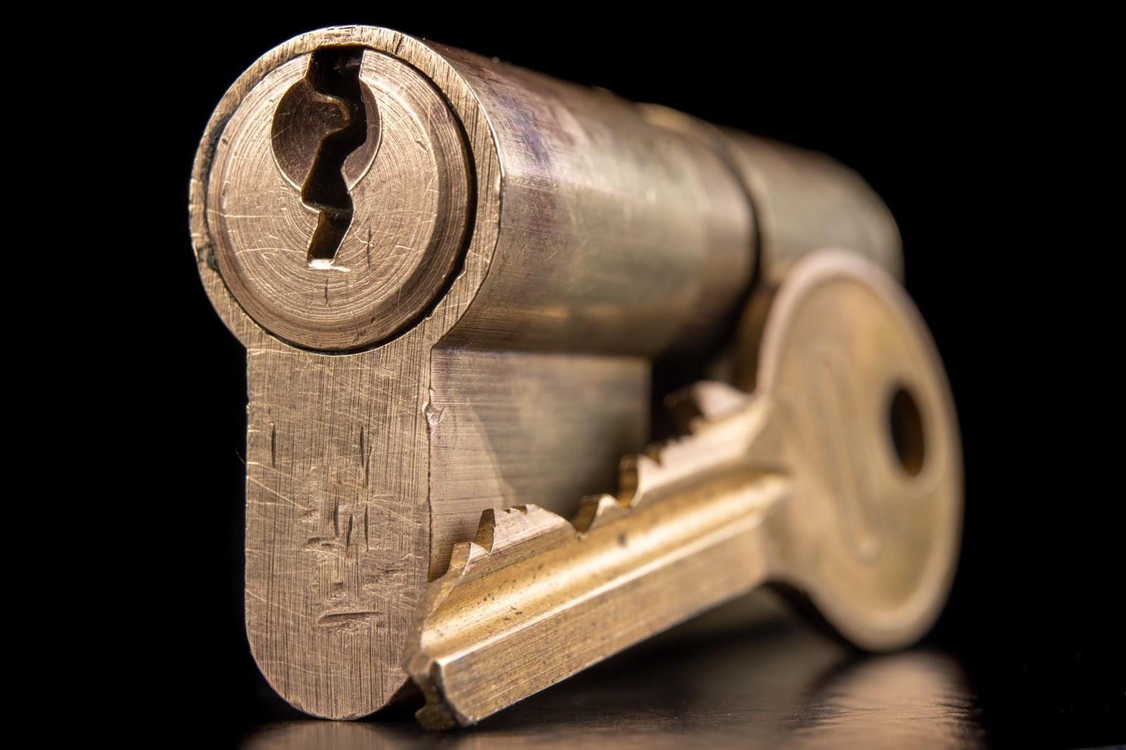11 Myths About Locksmiths