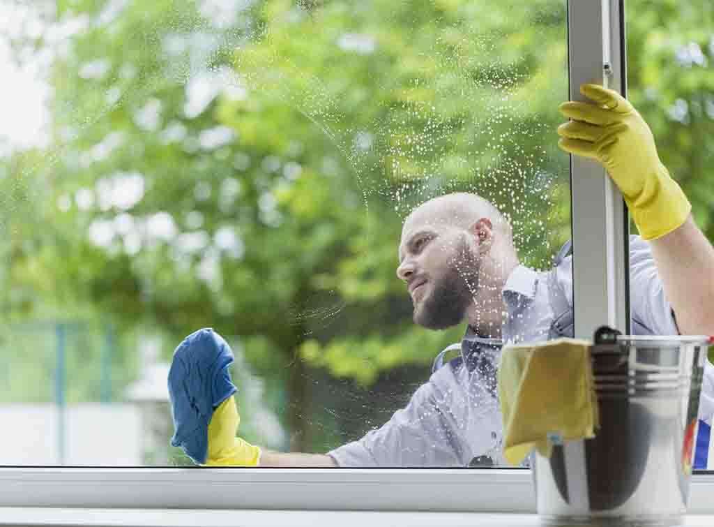 Sparkling Views: Your Guide to Window Cleaning in Charleston